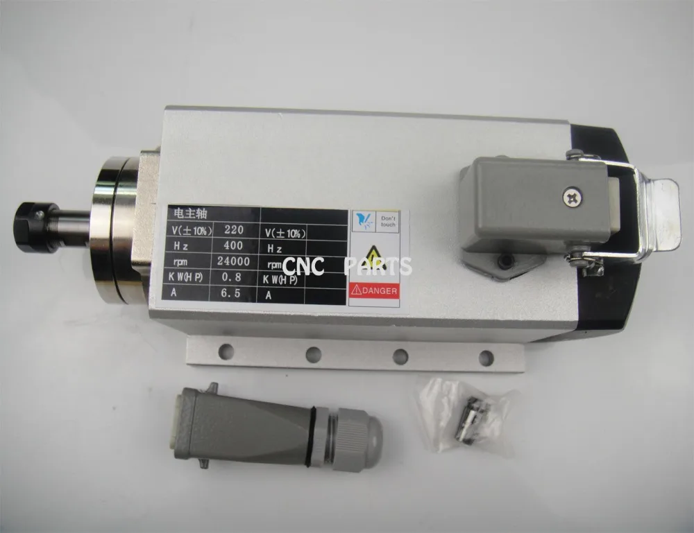 800W air cooling spindle square model ER11 cnc Spindle Motor Machine Tool Spindle.
800W air cooling spindle square model ER11 cnc Spindle Motor Machine Tool Spindle.
