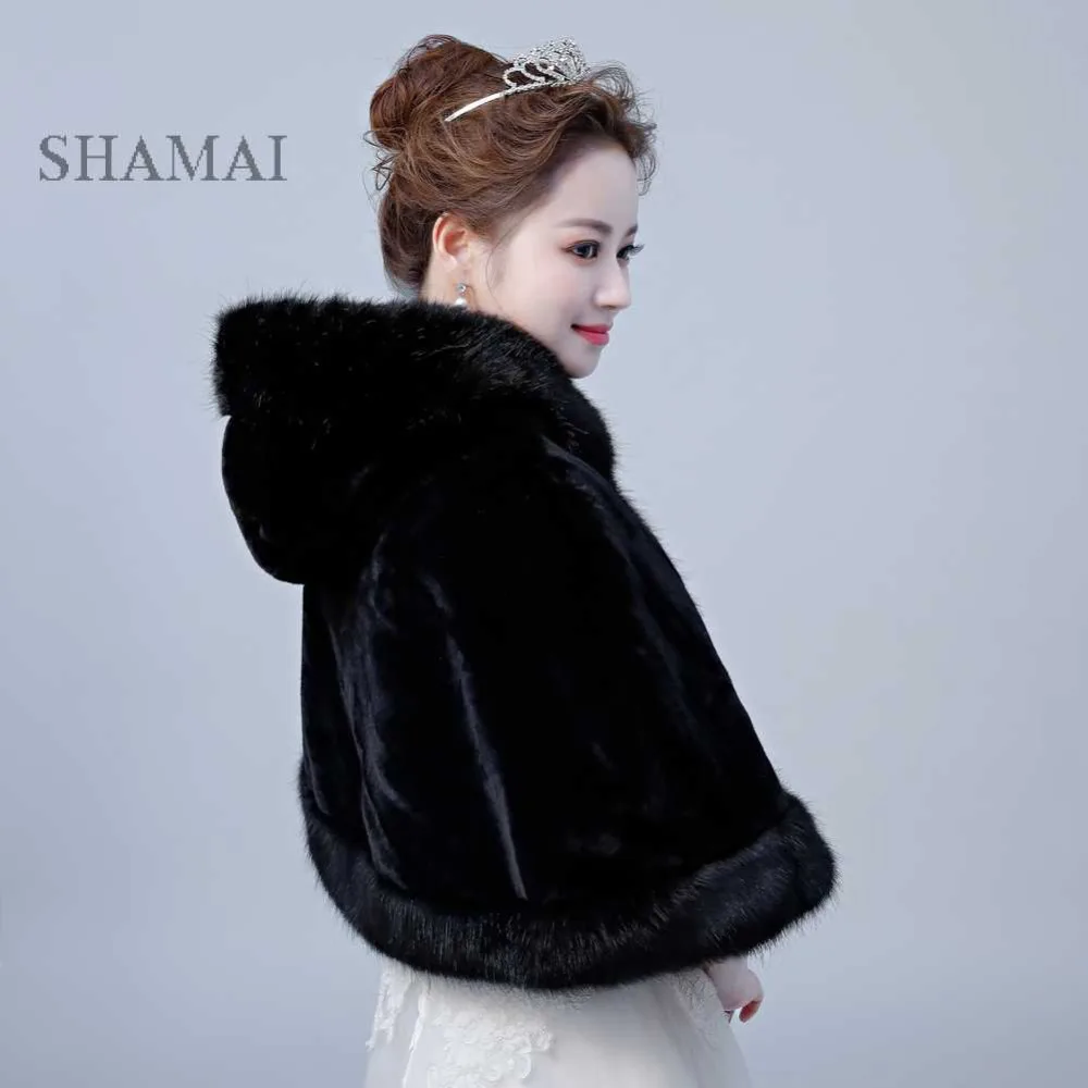 SHAMAI Black High Quality Winter Faux Fur Bridal Jacket Warm Boleros Luxurious Wedding Bride Wraps Cape Wedding Wrap With Hat
SHAMAI Black High Quality Winter Faux Fur Bridal Jacket Warm Boleros Luxurious Wedding Bride Wraps Cape Wedding Wrap With Hat
