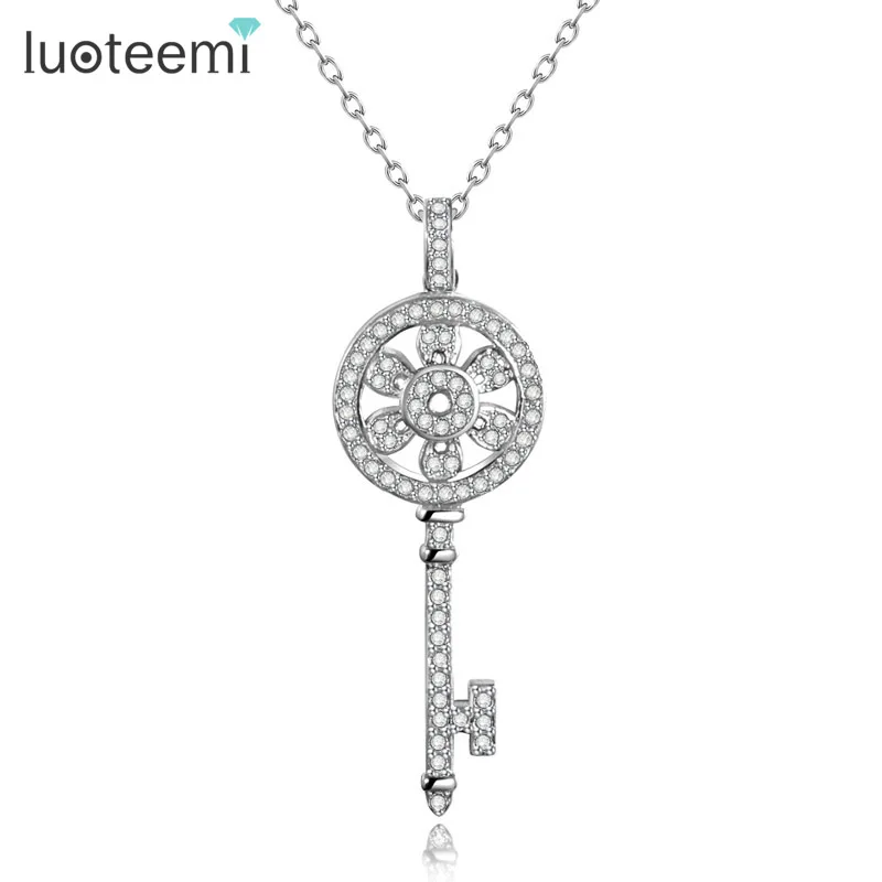 LUOTEEMI Brand Luxury White Gold-Color Clear Cubic Zirconia Micro Paved Pendant Long Key Necklace for Fashion Women
LUOTEEMI Brand Luxury White Gold-Color Clear Cubic Zirconia Micro Paved Pendant Long Key Necklace for Fashion Women