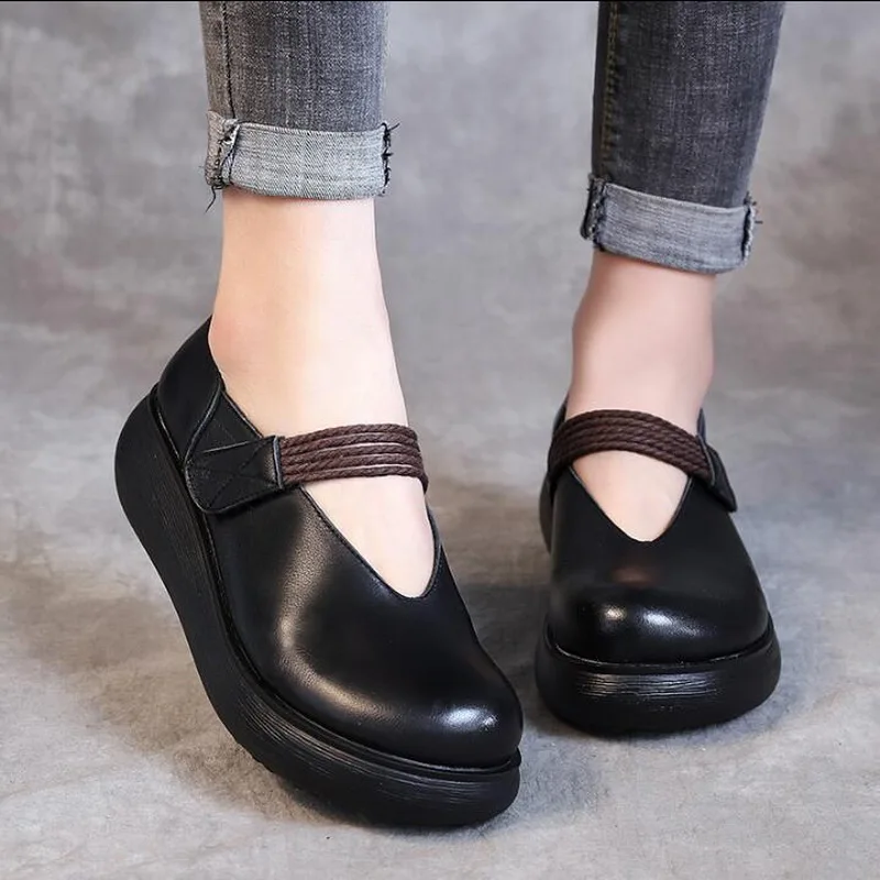 RUSHIMAN Flat Platform Women Shoes Loafers Ladies Genuine Leather Moccasins Shoes Woman Spring Casual single shoes
RUSHIMAN Flat Platform Women Shoes Loafers Ladies Genuine Leather Moccasins Shoes Woman Spring Casual single shoes