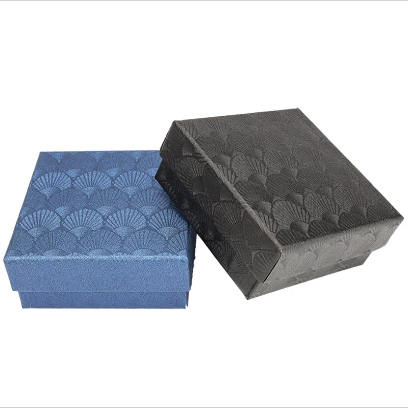 Оптовая продажа 10 шт Хорошая коробка 5x5x3 см хорошая коробка крафт-бумага черный/синий цветочный узор коробка для сережек/кольцо ювелирных и...
Оптовая продажа 10 шт Хорошая коробка 5x5x3 см хорошая коробка крафт-бумага черный/синий цветочный узор коробка для сережек/кольцо ювелирных и...