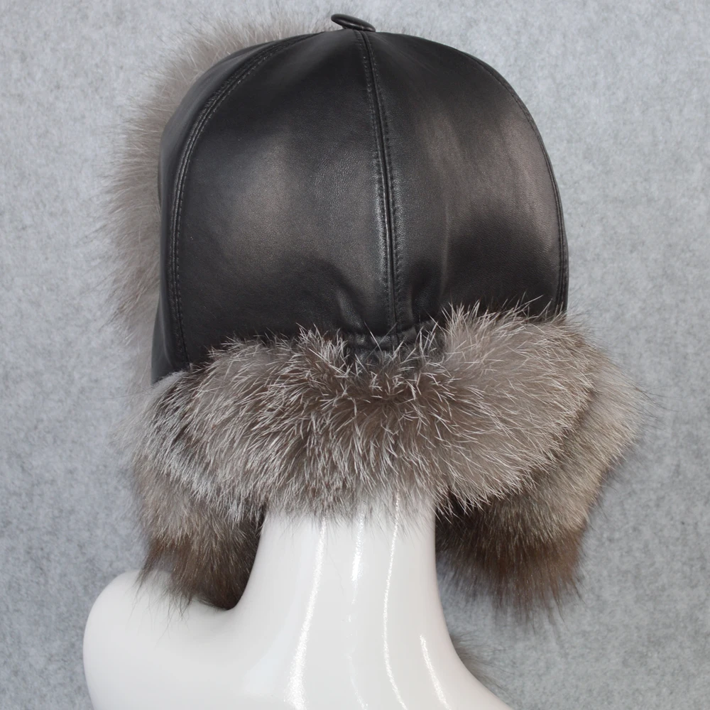 Женская шапка-бомбер из натурального меха лисы теплая 2021 натуральной овечьей