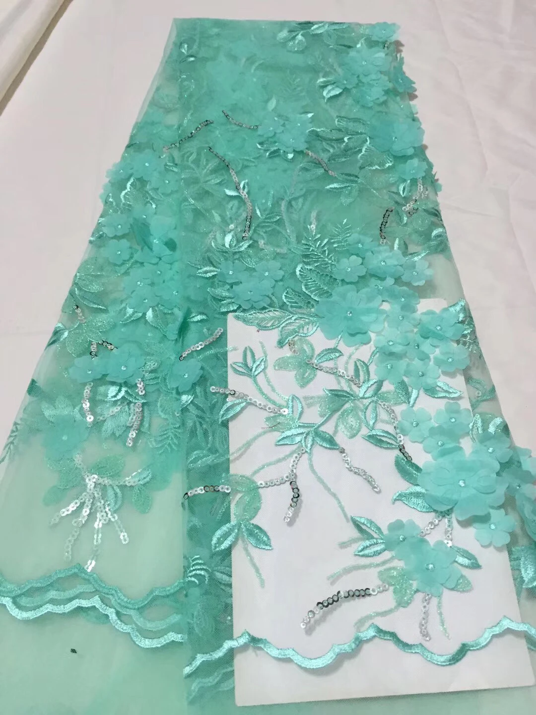 Latest Green French Tulle 3D Lace Fabric African 3D Flowers Lace Embroidery Swiss Voile Lace For Nigerian Wedding Dress LCD944B
Latest Green French Tulle 3D Lace Fabric African 3D Flowers Lace Embroidery Swiss Voile Lace For Nigerian Wedding Dress LCD944B