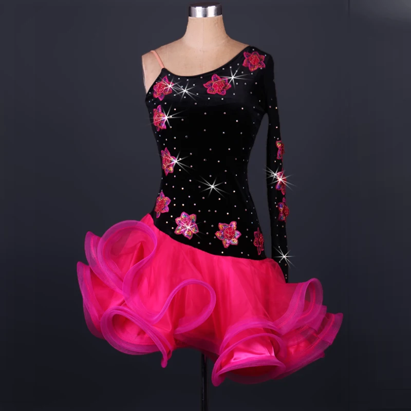 one sleeve red match black diamond latin Rumba cha cha salsa tango vestido latino Latin dance dress competition wear S-XXXL
one sleeve red match black diamond latin Rumba cha cha salsa tango vestido latino Latin dance dress competition wear S-XXXL