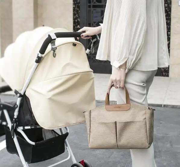 New Mummy Bag Handbag Diaper Bags Baby Travel Multi-function Mother Bag Fashion Nappy Changing Stroller Organizer Bag With Hook
New Mummy Bag Handbag Diaper Bags Baby Travel Multi-function Mother Bag Fashion Nappy Changing Stroller Organizer Bag With Hook