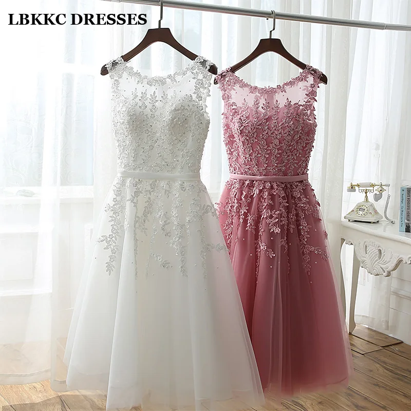 Short Bridesmaid Dress Knee Length Lace Robe Demoiselle D'honneur Short Dresses For Wedding Party
Short Bridesmaid Dress Knee Length Lace Robe Demoiselle D'honneur Short Dresses For Wedding Party