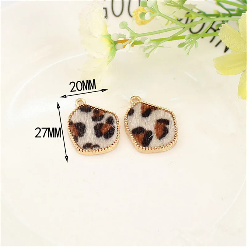 50pcs/lot creative irregular leopard charms handmade diy earrings necklace pendant jewelry making Findings accessories material
50pcs/lot creative irregular leopard charms handmade diy earrings necklace pendant jewelry making Findings accessories material
