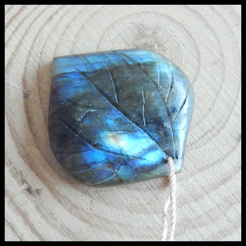 Natural gemstone Carved Leaves Labradorite Charms Pendant Bead,semiprecious jewelry pendant,35x32x6mm,9g
Natural gemstone Carved Leaves Labradorite Charms Pendant Bead,semiprecious jewelry pendant,35x32x6mm,9g