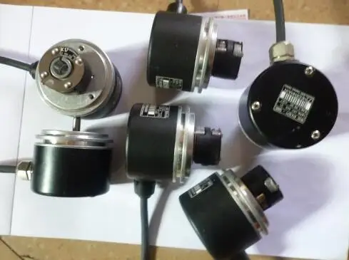 Encoder ROD 476 5000 19B14-20 , Used one , 90% appearance new , 3 months warranty , fast shipping
Encoder ROD 476 5000 19B14-20 , Used one , 90% appearance new , 3 months warranty , fast shipping
