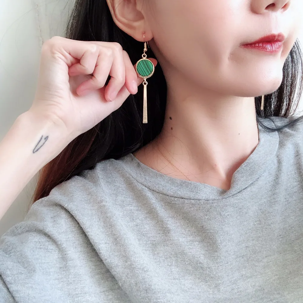 Ethnic Style Vintage Green Stone Metallic Circle Dangle Earrings Geometric Golden Boho Drop Earrings For Women
Ethnic Style Vintage Green Stone Metallic Circle Dangle Earrings Geometric Golden Boho Drop Earrings For Women