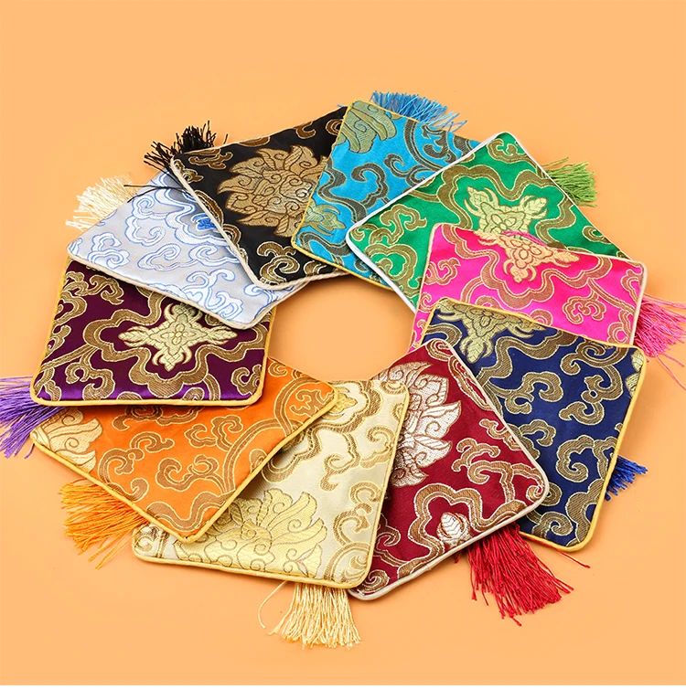 Wholesale 25PCS Multicolor square zipper disk jewelry bag wenwan cloth bag bracelet bag Jewelry bag 11X11CM
Wholesale 25PCS Multicolor square zipper disk jewelry bag wenwan cloth bag bracelet bag Jewelry bag 11X11CM
