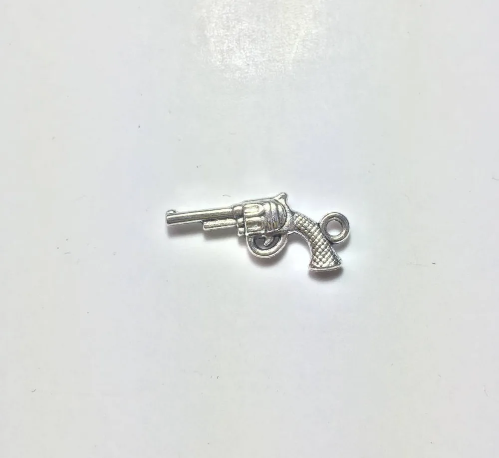 Eruifa 20pcs 20*7mm Mini Gun Charms Zinc Alloy necklace,earring bracelet jewelry DIY handmade 2 colors
Eruifa 20pcs 20*7mm Mini Gun Charms Zinc Alloy necklace,earring bracelet jewelry DIY handmade 2 colors