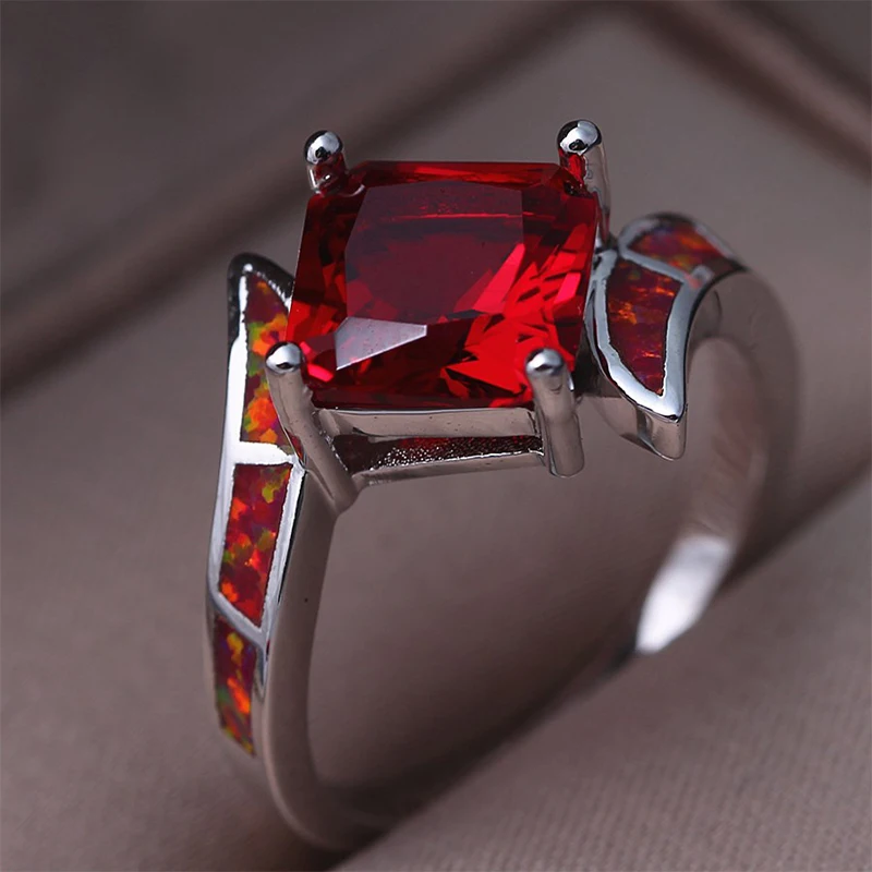 Fashion Charm High Quality Square Imitation Red Fire Opal Wedding Ring Jewelry Finger For Women Engagement Jewelry Gifts
Fashion Charm High Quality Square Imitation Red Fire Opal Wedding Ring Jewelry Finger For Women Engagement Jewelry Gifts