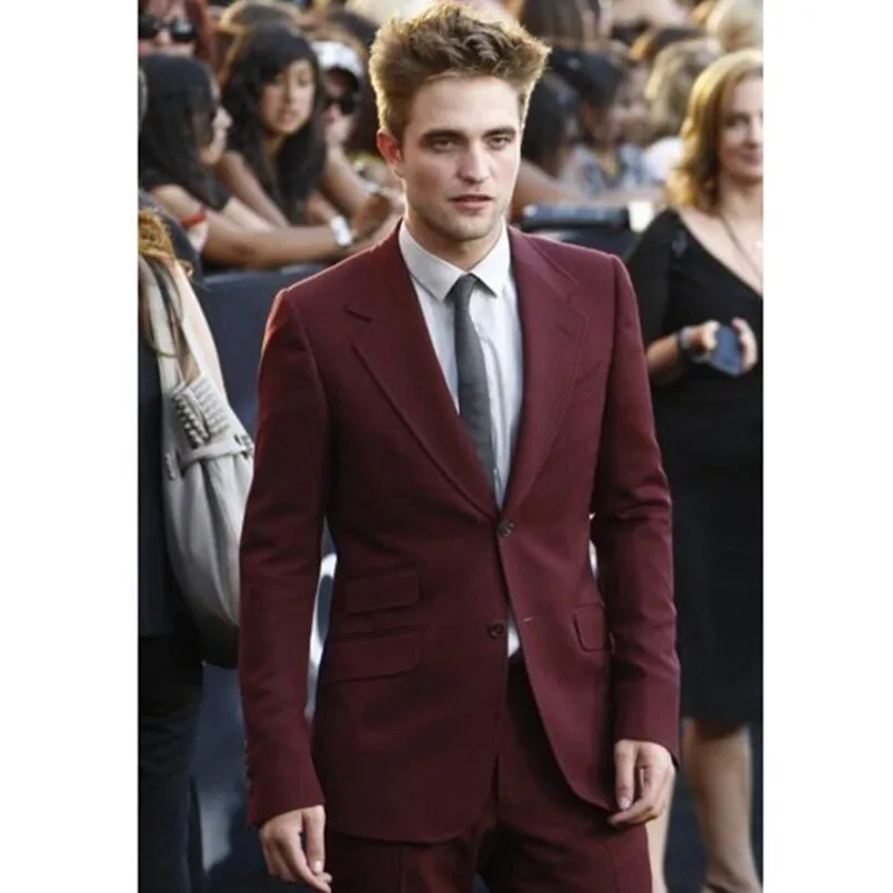 Fashion Burgundy Men Suit Wedding Tuxdos High Quality Groom Tuxedos Notch Lapel Excellent Men Blazer Custom Made (Jacket+Pants)
Fashion Burgundy Men Suit Wedding Tuxdos High Quality Groom Tuxedos Notch Lapel Excellent Men Blazer Custom Made (Jacket+Pants)