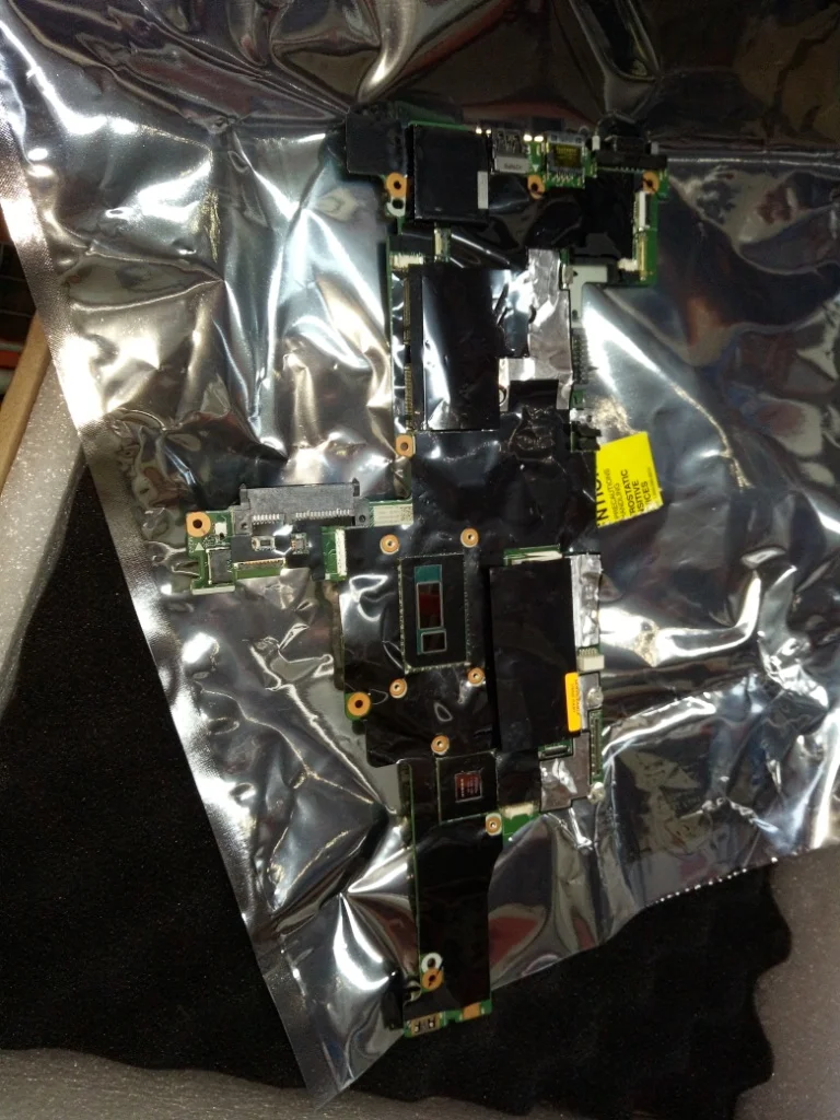 Para Lenovo ThinkPad T440S материнская плата i7-4600 SWG FRU: 04X3981 04X3983 04X3975 04X3977 04X3980 04X3974
Para Lenovo ThinkPad T440S материнская плата i7-4600 SWG FRU: 04X3981 04X3983 04X3975 04X3977 04X3980 04X3974