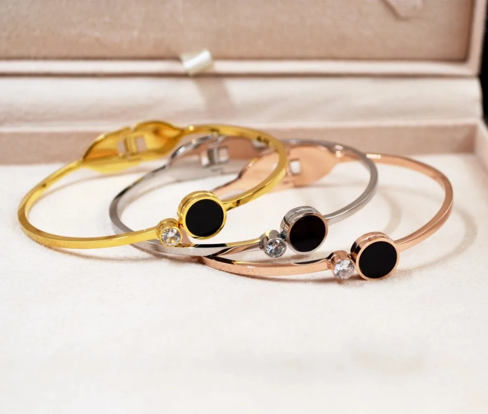 YUN RUO Woman Personality Zircon Inlay Bangles Rose Gold Color 316 L Stainless Steel Girlfriend Gift Never Fade 2017 New Arrival
YUN RUO Woman Personality Zircon Inlay Bangles Rose Gold Color 316 L Stainless Steel Girlfriend Gift Never Fade 2017 New Arrival