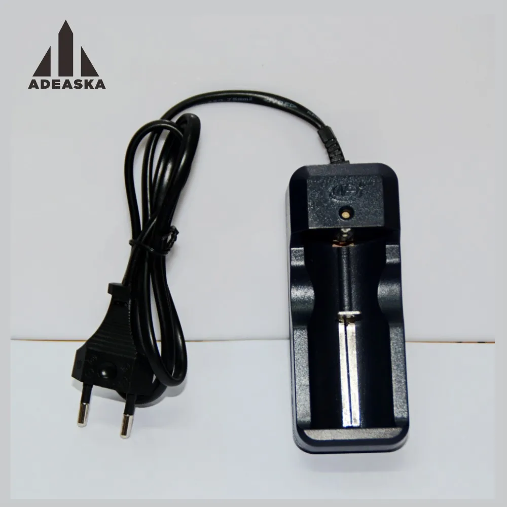 HG-105LIX Single Slot Universele Li EU US Charger DC 4.2 V Voor 26650/18650 Oplaadbare Lithium batterij
HG-105LIX Single Slot Universele Li EU US Charger DC 4.2 V Voor 26650/18650 Oplaadbare Lithium batterij