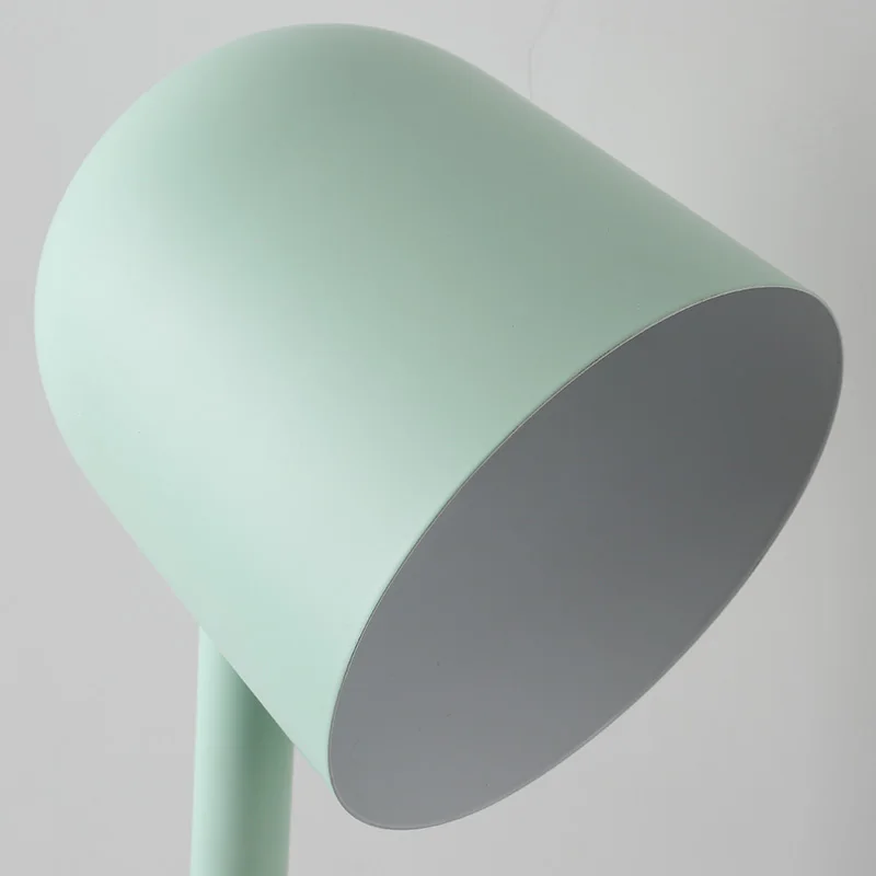Разноцветная недорогая настольная лампа Macarons современная простая для кабинета