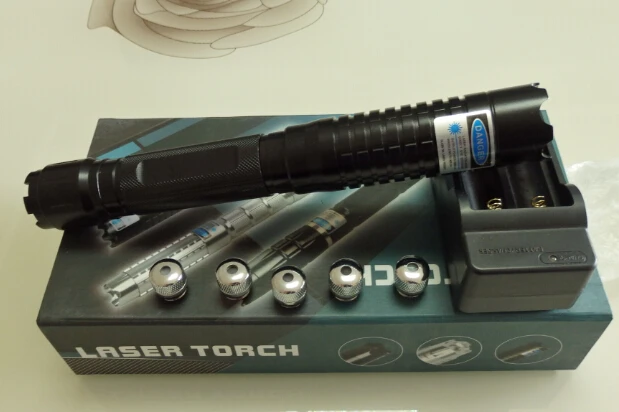 HOT! High power military 450nm 500w 500000m Blue laser pointers Flashlight Burn Match Candle Lit Cigarette Wicked LAZER Hunting
HOT! High power military 450nm 500w 500000m Blue laser pointers Flashlight Burn Match Candle Lit Cigarette Wicked LAZER Hunting