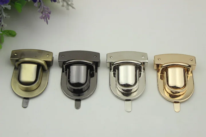 6pcs/lot 4 color DIY bags die casting the twist lock latch handbags lock hardware metal accessories medium-sized
6pcs/lot 4 color DIY bags die casting the twist lock latch handbags lock hardware metal accessories medium-sized