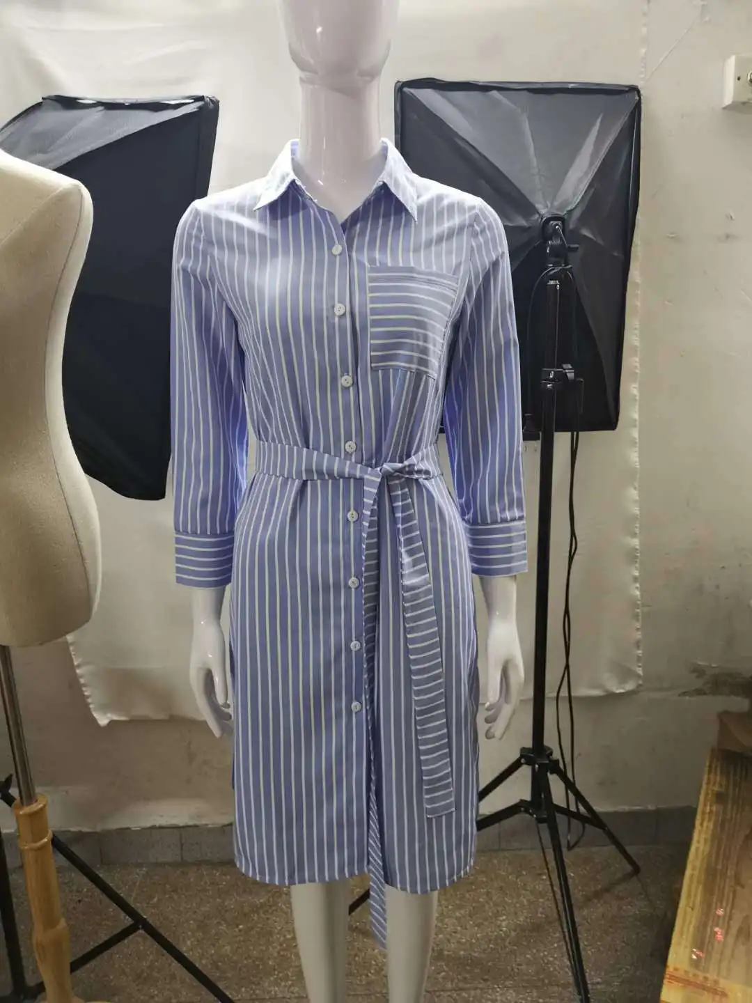 NEW Womens Summer Shirt Dress 2019 ZANZEA Elegant Striped Sundress Female Short Sleeve Vestidoss OL Casual Button Robe Dress
NEW Womens Summer Shirt Dress 2019 ZANZEA Elegant Striped Sundress Female Short Sleeve Vestidoss OL Casual Button Robe Dress
