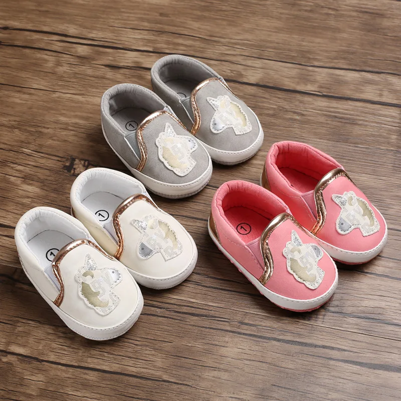 Spring and Autumn 0-1 years old female baby cartoon set of feet soft bottom shoes non-slip baby toddler shoes
Spring and Autumn 0-1 years old female baby cartoon set of feet soft bottom shoes non-slip baby toddler shoes