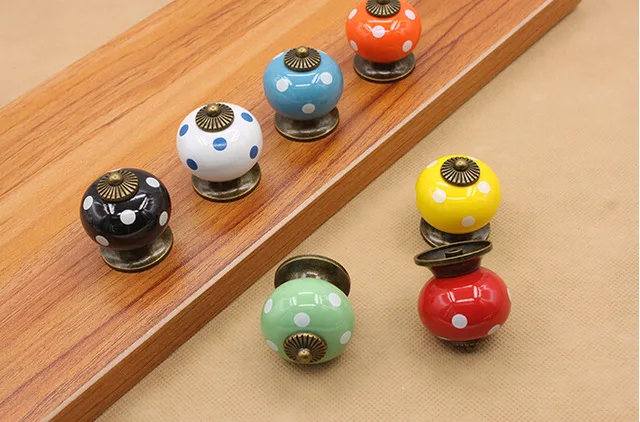pc Vintage Dot Round Ceramics Drawer Knob Cabinet Pull Handle Cupboard Bedroom Door New
pc Vintage Dot Round Ceramics Drawer Knob Cabinet Pull Handle Cupboard Bedroom Door New