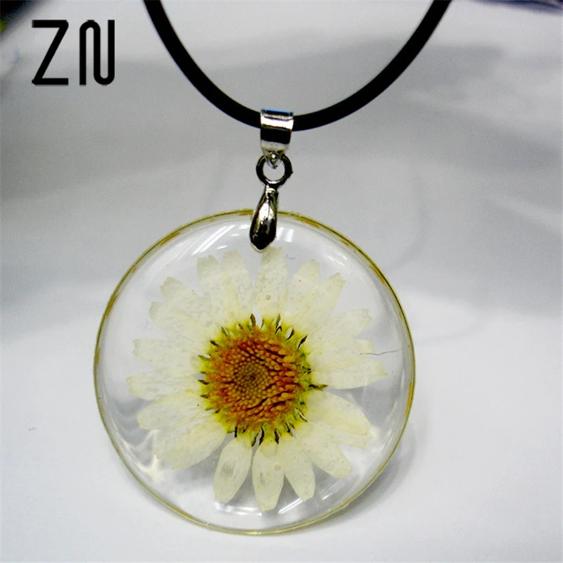 ZN Handmade Boho Transparent Resin Dried Flower Daisy Necklace Ball Chain White Round 45cm long 1 Piece mothers day
ZN Handmade Boho Transparent Resin Dried Flower Daisy Necklace Ball Chain White Round 45cm long 1 Piece mothers day