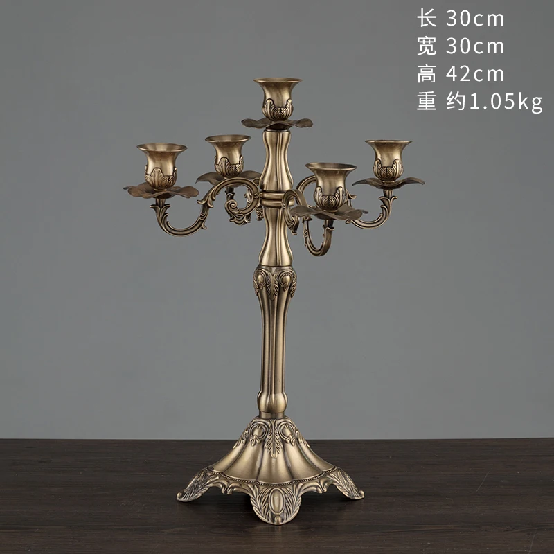 Luxury Shinny silver sticking wedding Candle Holder Romantic Centerpiece Candelabra 5 arms/3 arms Alloy Metal Candlesticks
Luxury Shinny silver sticking wedding Candle Holder Romantic Centerpiece Candelabra 5 arms/3 arms Alloy Metal Candlesticks