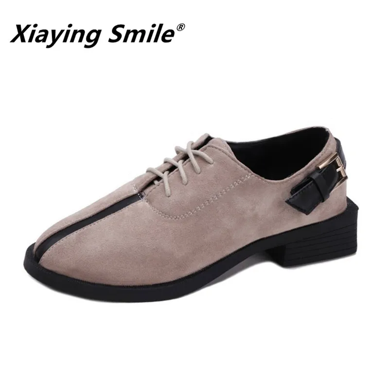 Женские туфли-лодочки с пряжкой Xiaying Smile, повседневные туфли из флока на шнуровке, в стиле ретро
Женские туфли-лодочки с пряжкой Xiaying Smile, повседневные туфли из флока на шнуровке, в стиле ретро