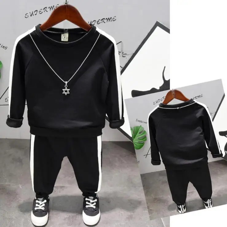 Spring new boy casual suit children black striped sweater + pants two sets of infant sports suit 2-6 years
Spring new boy casual suit children black striped sweater + pants two sets of infant sports suit 2-6 years