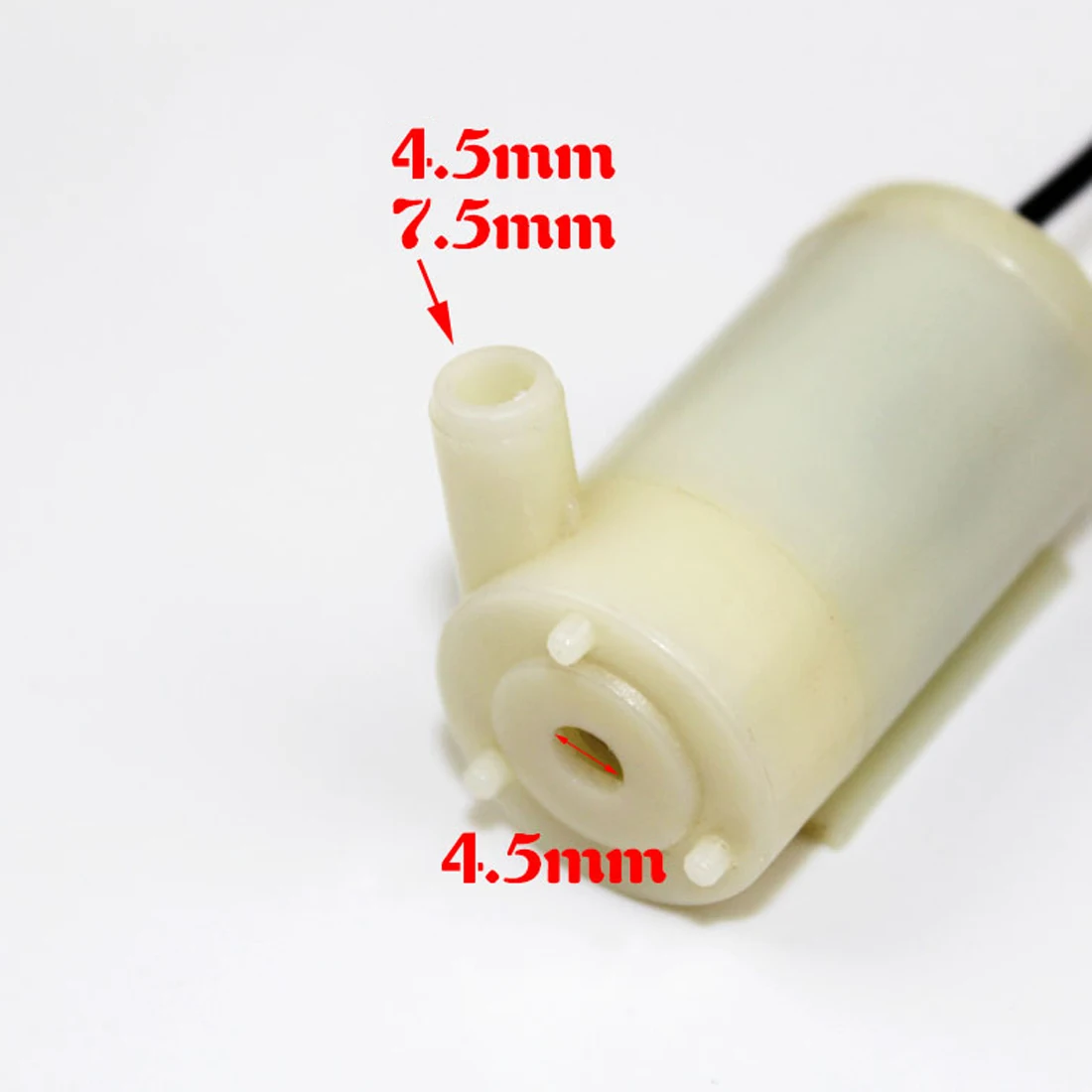 Hot 1pc Mini Micro Submersible Water Pump DC 3-5V Low Noise Brushless Motor Pump 120L/H
Hot 1pc Mini Micro Submersible Water Pump DC 3-5V Low Noise Brushless Motor Pump 120L/H