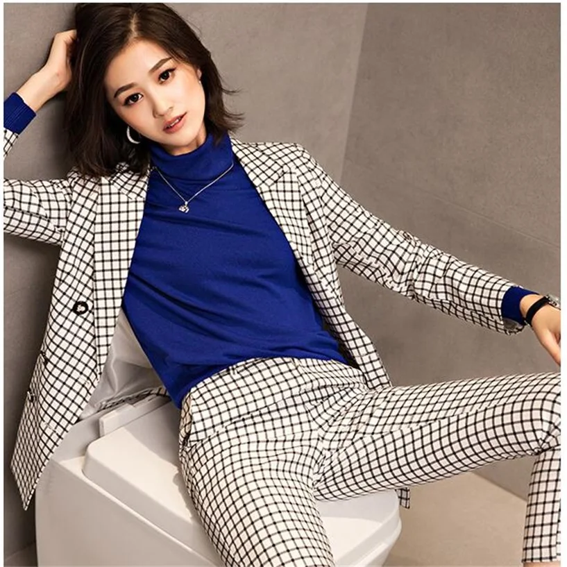 High quality spring and autumn women's suit two-piece retro check new office professional OL suit suit British wind host suit
High quality spring and autumn women's suit two-piece retro check new office professional OL suit suit British wind host suit