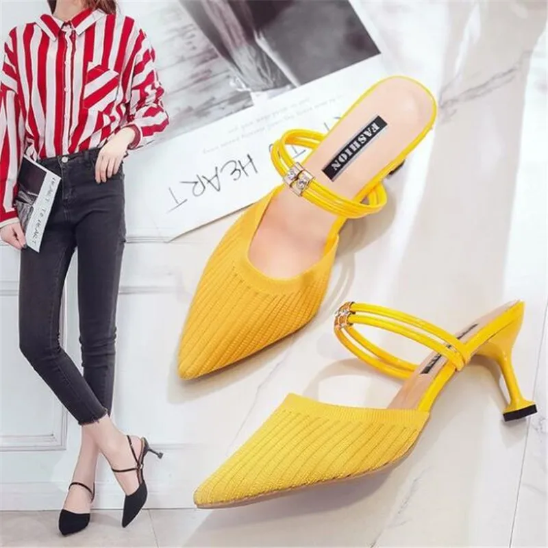 New summer women's sandals fashion classic wild women's sandals simple and generous novel personality casual women's sandals
New summer women's sandals fashion classic wild women's sandals simple and generous novel personality casual women's sandals