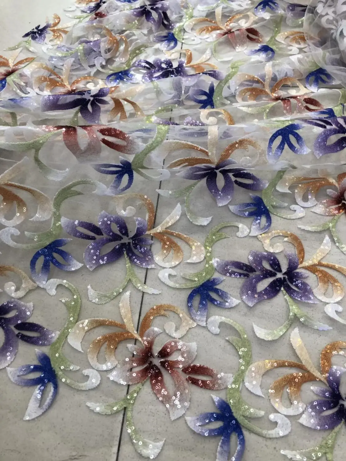 new arrival beautiful flowers high quality African organza lace fabric 2019 Nigerian french sequins lace fabric XIONGXJUL051
new arrival beautiful flowers high quality African organza lace fabric 2019 Nigerian french sequins lace fabric XIONGXJUL051