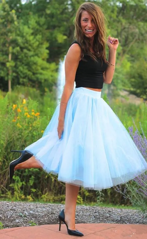 Hot Sale Custom Made Sky Blue Mid-Calf Length Tulle Skirt With Lining A Line Classical Simple Skirt Spring Summer Women Skirts
Hot Sale Custom Made Sky Blue Mid-Calf Length Tulle Skirt With Lining A Line Classical Simple Skirt Spring Summer Women Skirts