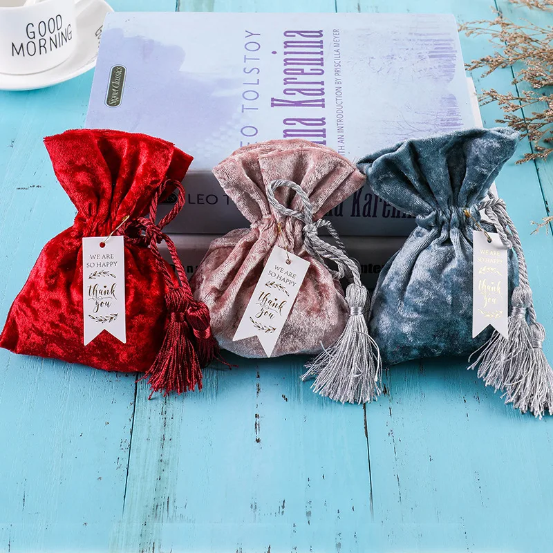 10pcs Retro Wedding Favors Candy Bag Velvet Packaging Bag Party Package Birthday Favor Bag Decoration Drawable Bags Gift Pouches
10pcs Retro Wedding Favors Candy Bag Velvet Packaging Bag Party Package Birthday Favor Bag Decoration Drawable Bags Gift Pouches