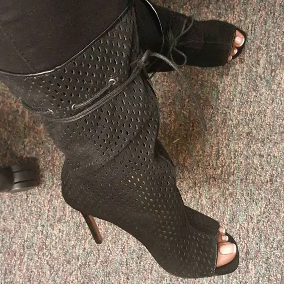 woman hot selling mid-calf boots sexy open toe cutouts sandal boots lace-up high heel shoes for woman black army green
woman hot selling mid-calf boots sexy open toe cutouts sandal boots lace-up high heel shoes for woman black army green