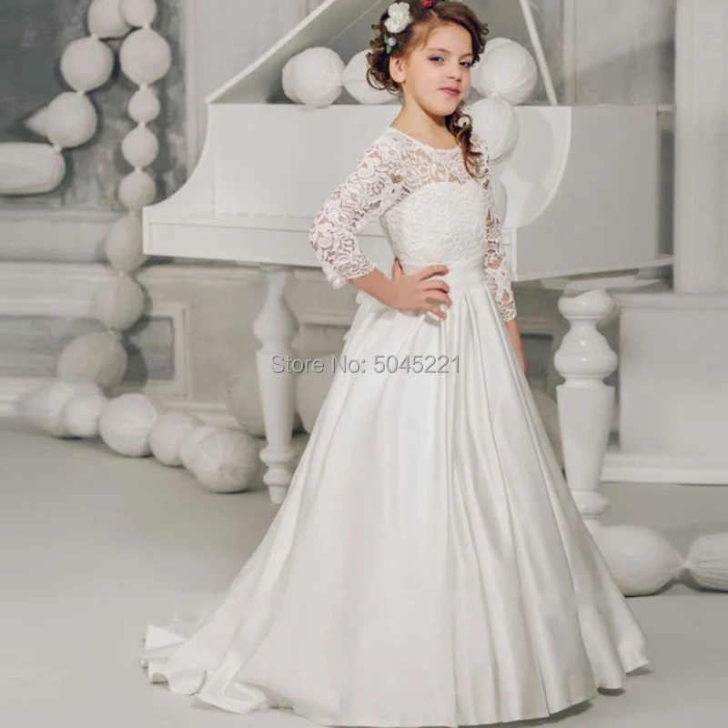 White First Communion Dresses with Long Sleeves Lace Satin A Line First Communion Backless Girls for Wedding Party Dresses
White First Communion Dresses with Long Sleeves Lace Satin A Line First Communion Backless Girls for Wedding Party Dresses