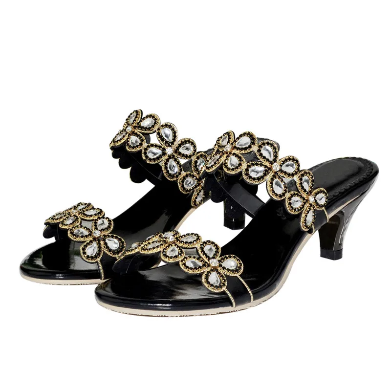 Summer New Women's Slippers Thick High Heel Slippers Hollow Flower Rhinestones Diamonds High Heel Thick Heel Large Size Slippers
Summer New Women's Slippers Thick High Heel Slippers Hollow Flower Rhinestones Diamonds High Heel Thick Heel Large Size Slippers