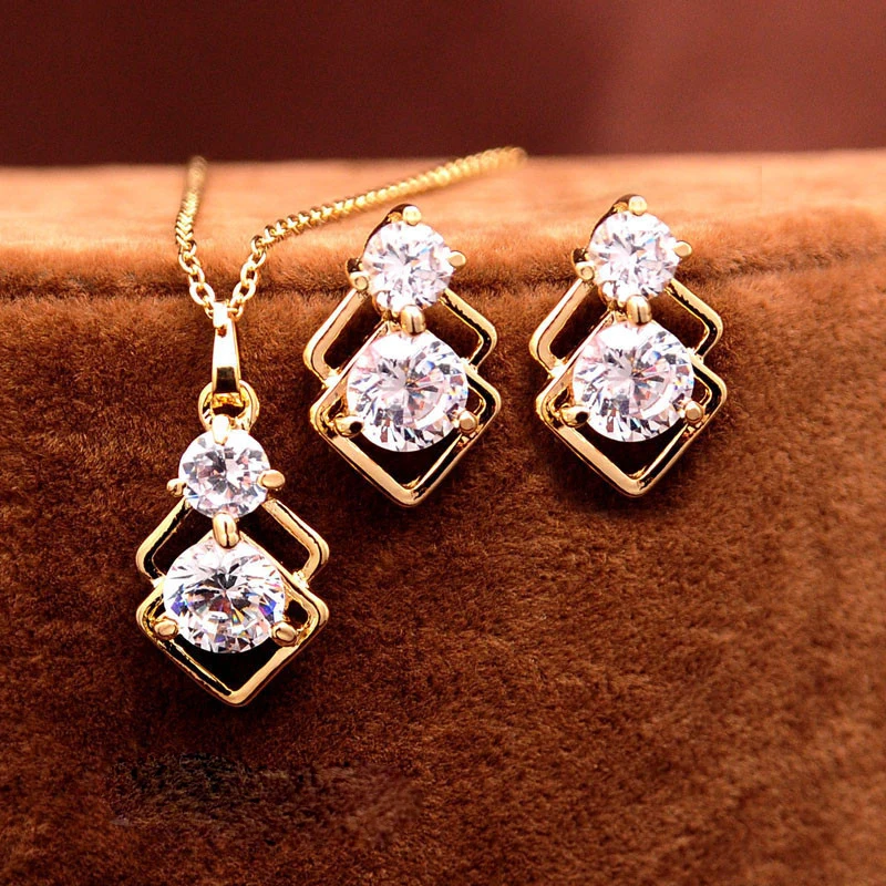 Elegant Wedding Crystal African Jewelry Sets for Women Gold Color Double Layer Square Pendant Necklace Earrings Party Jewellery
Elegant Wedding Crystal African Jewelry Sets for Women Gold Color Double Layer Square Pendant Necklace Earrings Party Jewellery