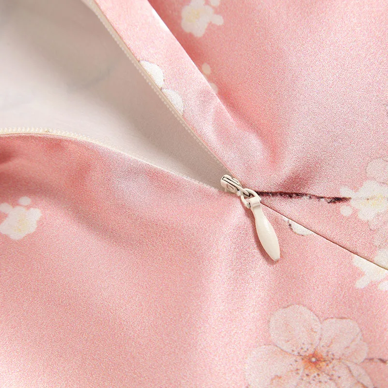 Summer Natural Real Silk Cheongsam Dress Chinese Style Elegant Short Sleeve Mandarin Collar Print Slim Women's Satin Dresses
Summer Natural Real Silk Cheongsam Dress Chinese Style Elegant Short Sleeve Mandarin Collar Print Slim Women's Satin Dresses
