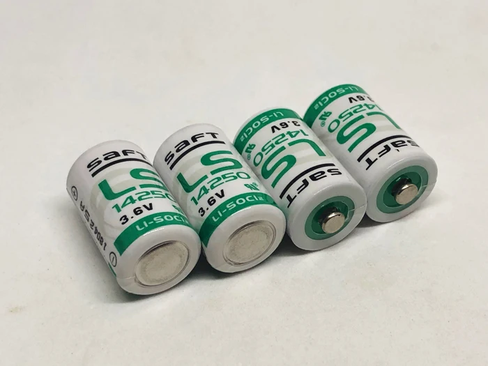 20pcs/lot New Original SAFT LS14250 AA 3.6V 900mAh Thionyl Chloride Low Self-Discharge Lithium Battery PLC Batteries
20pcs/lot New Original SAFT LS14250 AA 3.6V 900mAh Thionyl Chloride Low Self-Discharge Lithium Battery PLC Batteries