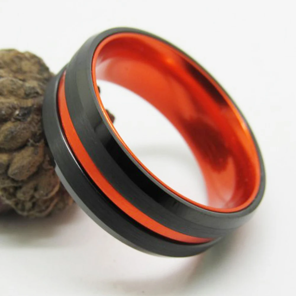 New Fashion Wedding Band Rings Anniversary Gift Engagement Ring Black Beveled Tungsten Ring with Orange-Anodized Aluminum
New Fashion Wedding Band Rings Anniversary Gift Engagement Ring Black Beveled Tungsten Ring with Orange-Anodized Aluminum