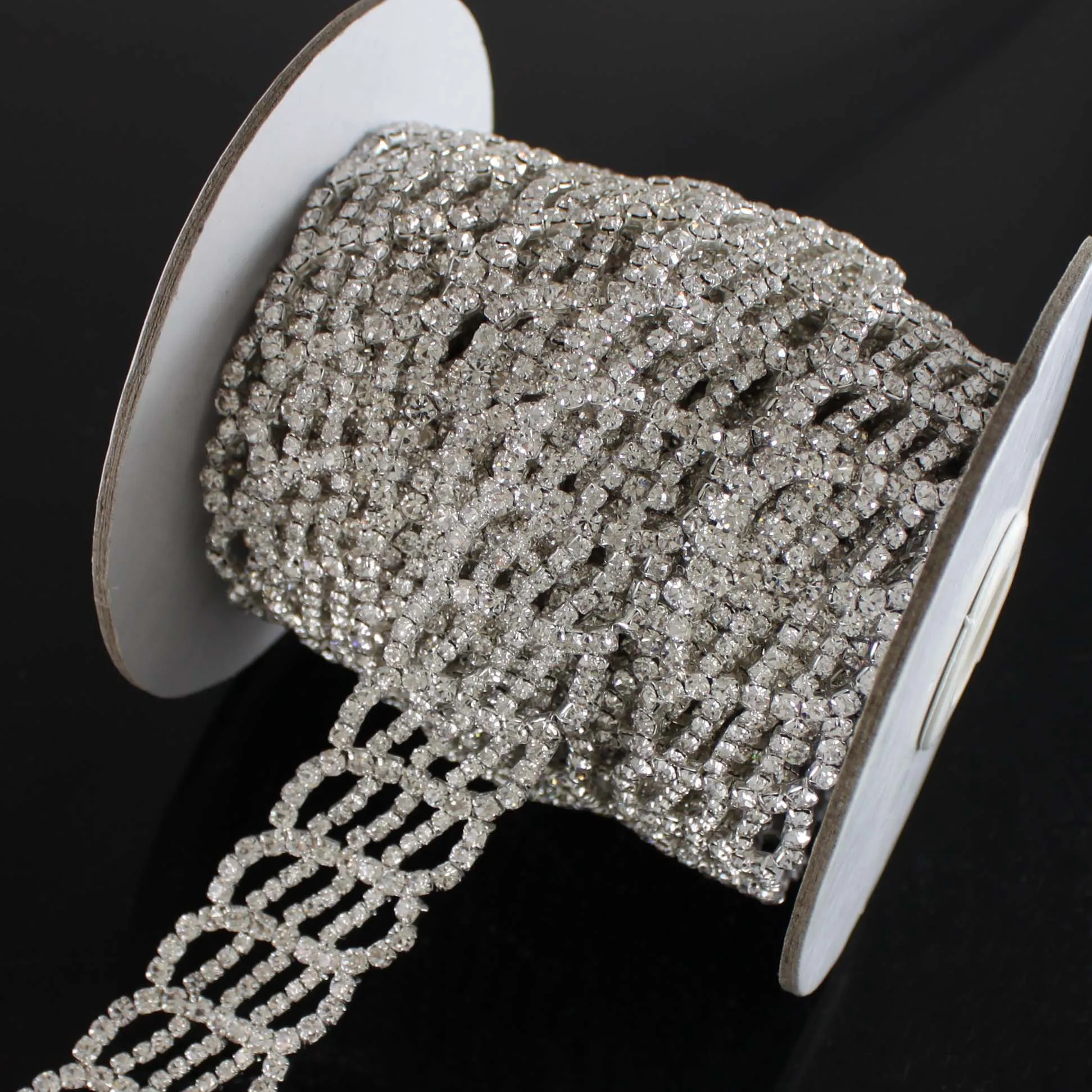 5Yards Rhinestones Trim Crystal Golden Silver Rose Gold Appliques Banding patch For Dress Jewelry DIY Accessories
5Yards Rhinestones Trim Crystal Golden Silver Rose Gold Appliques Banding patch For Dress Jewelry DIY Accessories