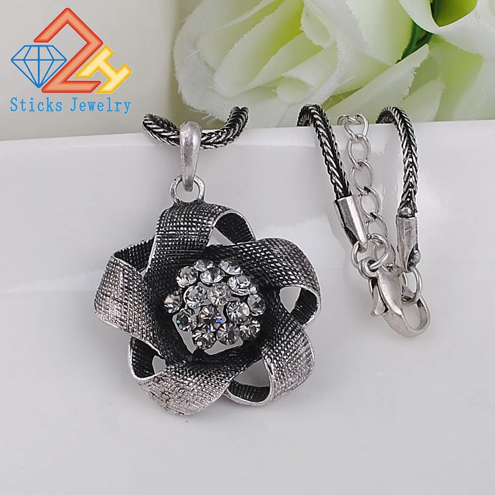 Fashion Jewelry Statement Necklaces Women Vintage Chain Pendant Collier Collares Choker Rose Pendant Women Necklace
Fashion Jewelry Statement Necklaces Women Vintage Chain Pendant Collier Collares Choker Rose Pendant Women Necklace