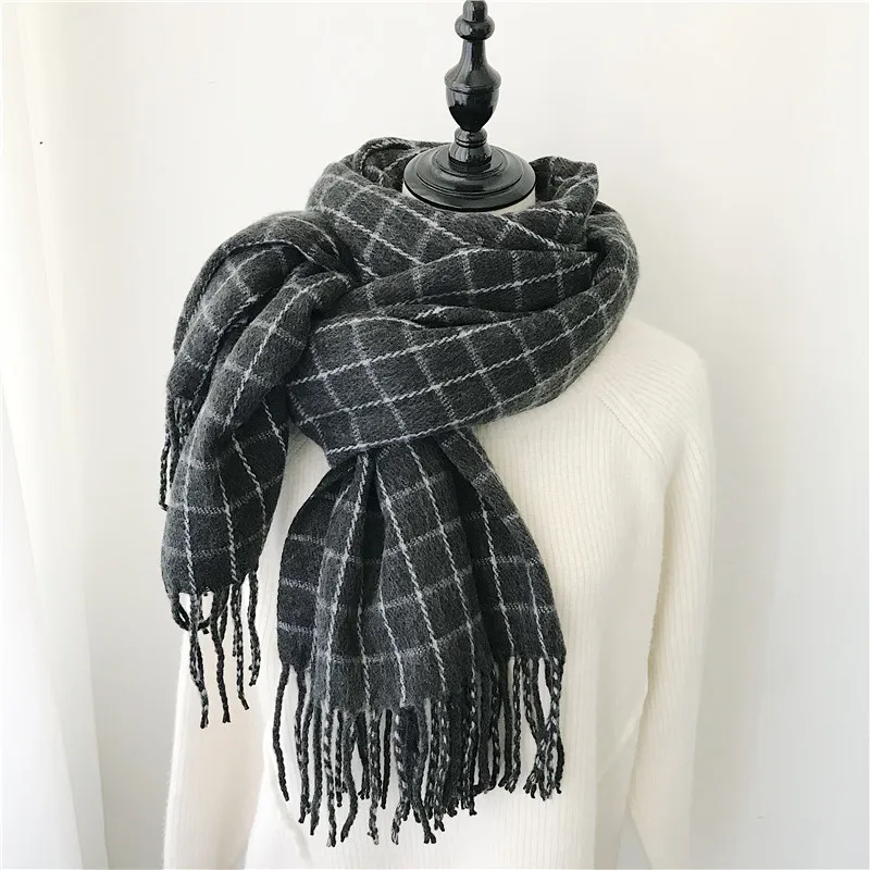 Autumn winter new Japanese small lattice simple unisex cashmere scarf shawl Pashmina Tassels Women Men scarves Office
Autumn winter new Japanese small lattice simple unisex cashmere scarf shawl Pashmina Tassels Women Men scarves Office