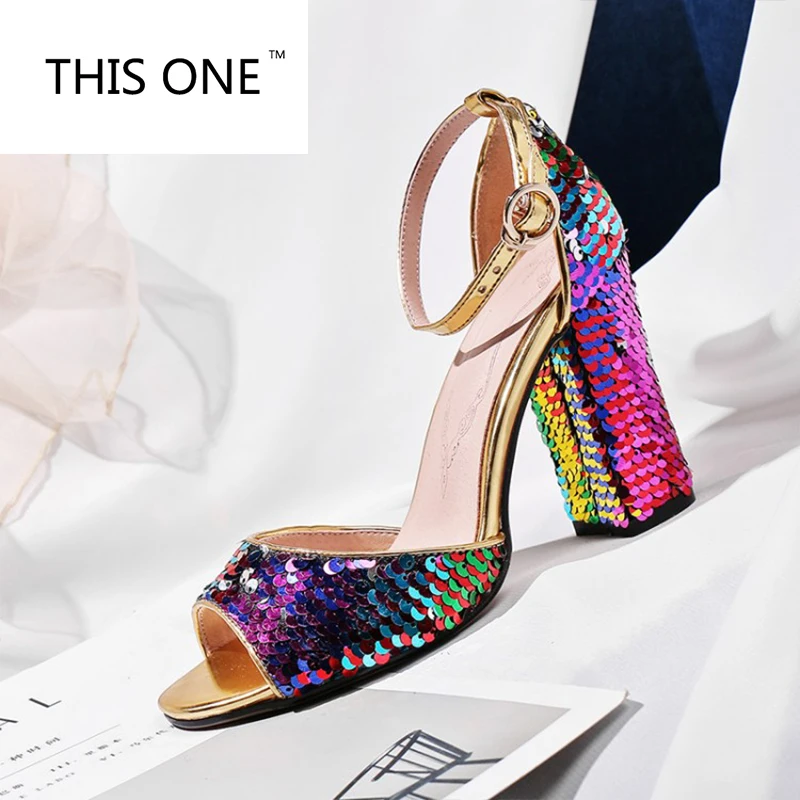 THIS ONE New Sequined Cloth High Heels Sandals Women Peep Toe Bling Footwear Fashion 2018 Summer Ankle Strap Wedding Female Shoe
THIS ONE New Sequined Cloth High Heels Sandals Women Peep Toe Bling Footwear Fashion 2018 Summer Ankle Strap Wedding Female Shoe