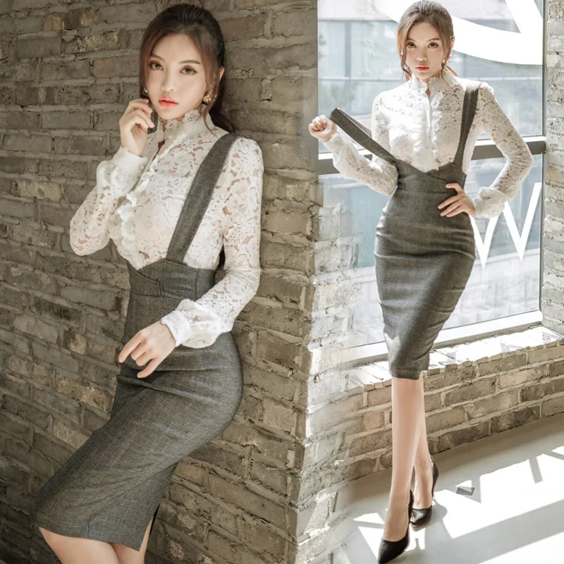 Spring and autumn 2019 fashion new Korean women workers bottoming lace T-shirt + package hip strap dress two-piece TB18405
Spring and autumn 2019 fashion new Korean women workers bottoming lace T-shirt + package hip strap dress two-piece TB18405