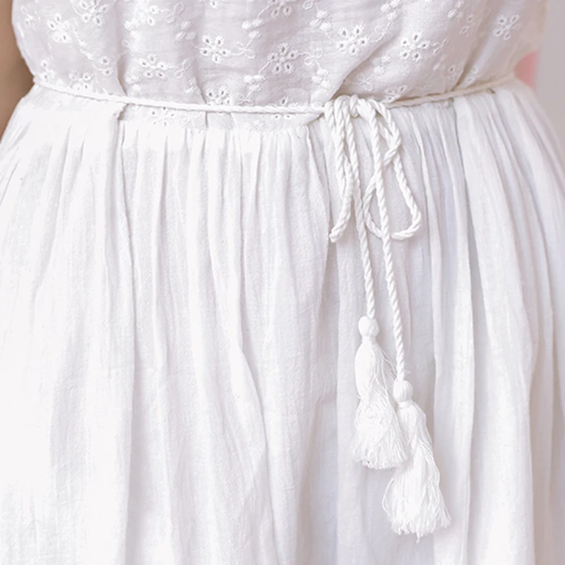 White Beach Style Dress Sleeveless Spaghetti Strap Small Sexy High Waist Cotton Embroidery Elegant Summer Dress Women
White Beach Style Dress Sleeveless Spaghetti Strap Small Sexy High Waist Cotton Embroidery Elegant Summer Dress Women